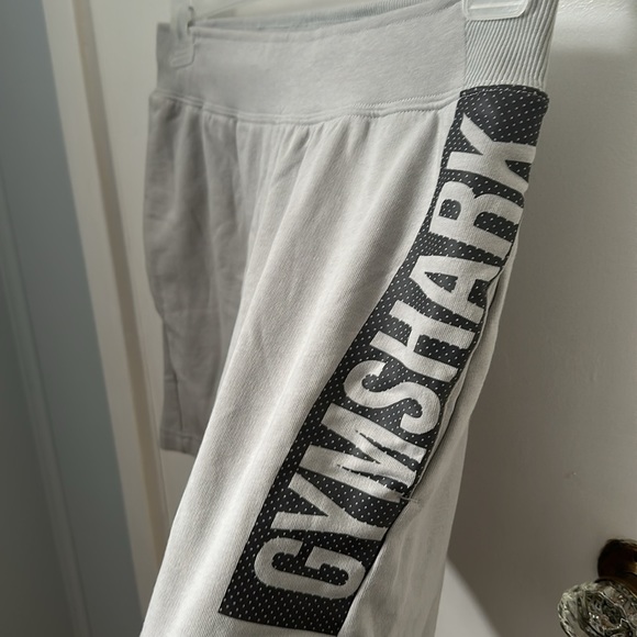 Gymshark men’s bold shorts - Picture 3 of 3